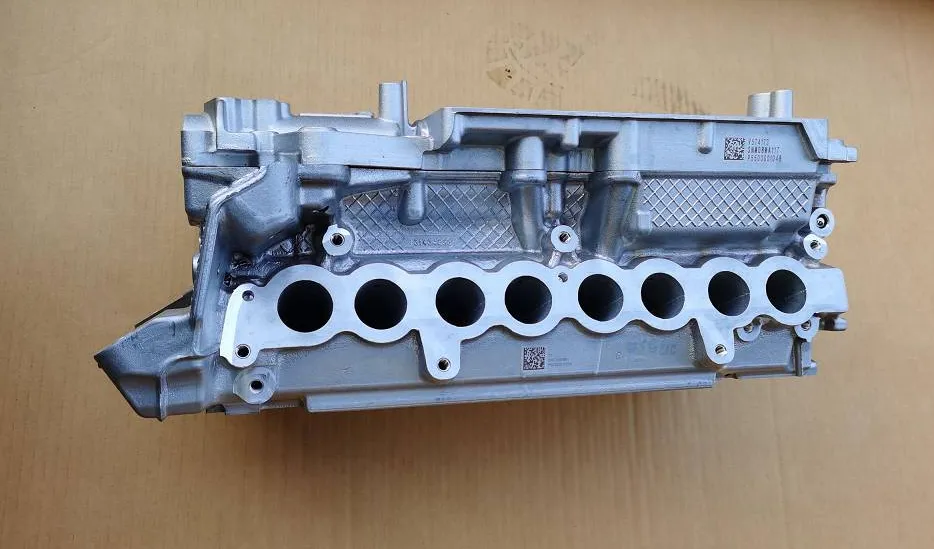 OE 1021501600 /1021501300/1021501300  GEELY Xingyue Головка блока цилиндров в сборе