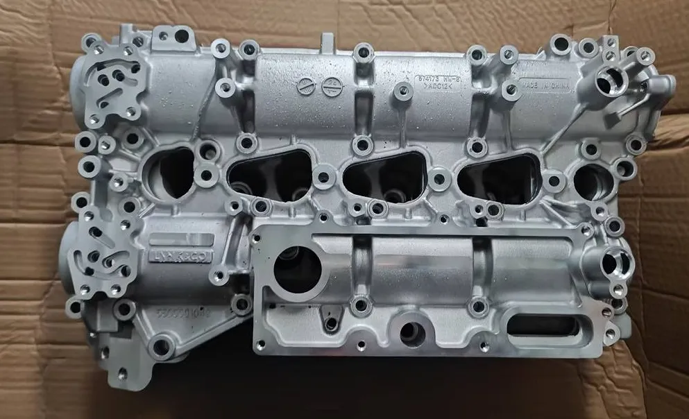 OE 1021501600 /1021501300/1021501300  GEELY Xingyue Головка блока цилиндров в сборе
