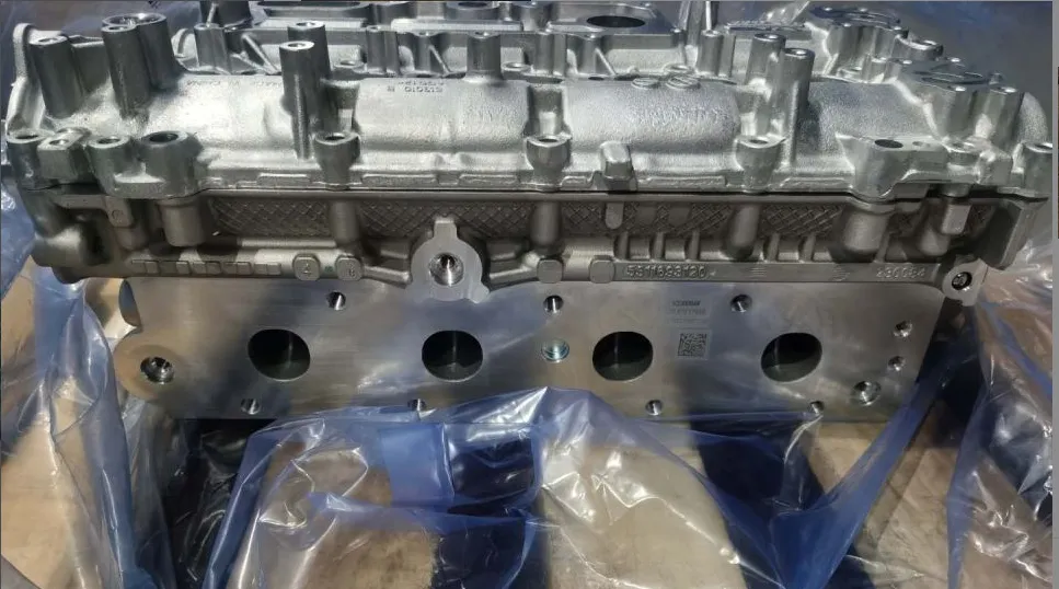 OE 1021501600 /1021501300/1021501300  GEELY Xingyue Головка блока цилиндров в сборе