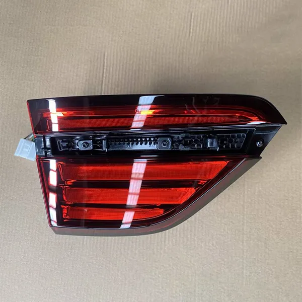 Задний фонарь Geely Xingrui