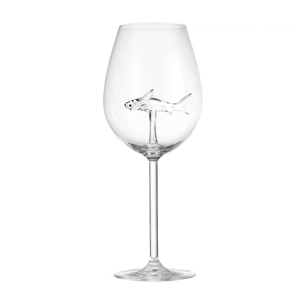 Бокал на высокой ножке «Акула»