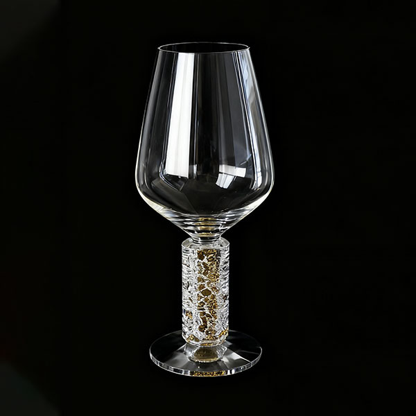 Бокал на утолщенной ножке