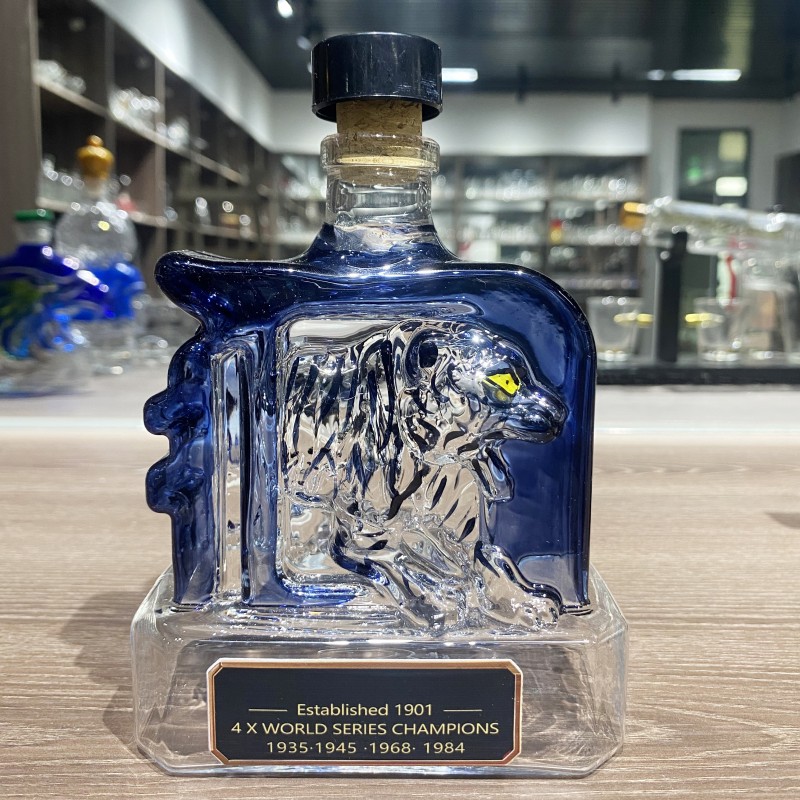 Памятные крафтовые стеклянные бутылки с символикой команды «Детройт Тайгерс».