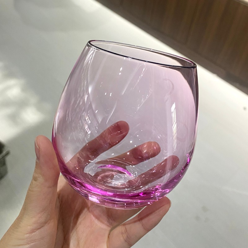 Простая стеклянная кружка из высокоборосиликатного стекла