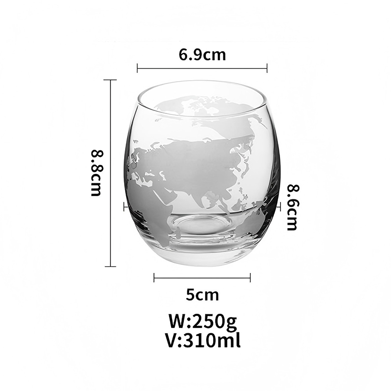 Стакан с изображением карты