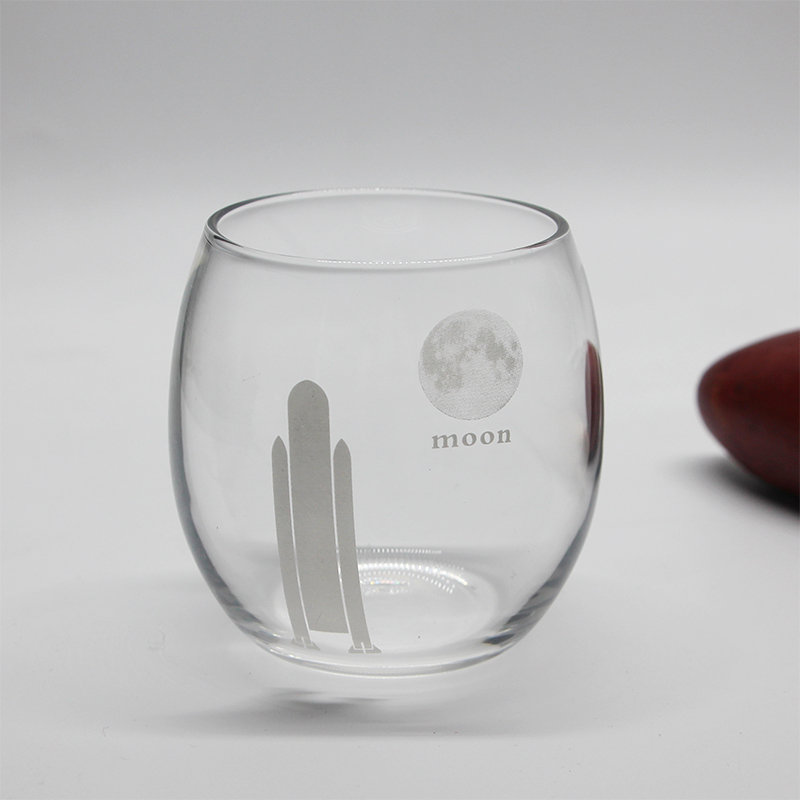 Стакан с изображением карты