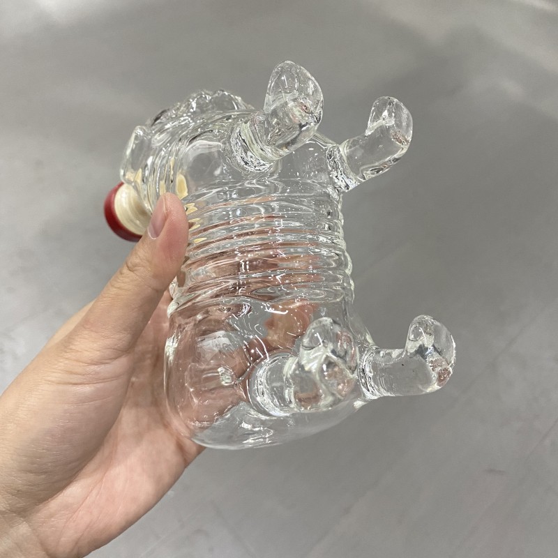 Стеклянная бутылка в форме мопса