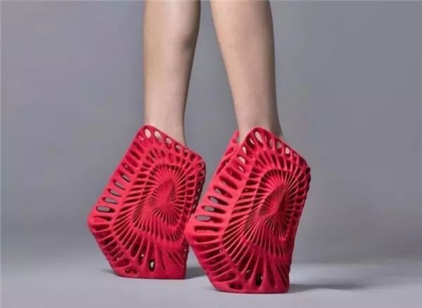Серии 3D-принтеров610 (12)