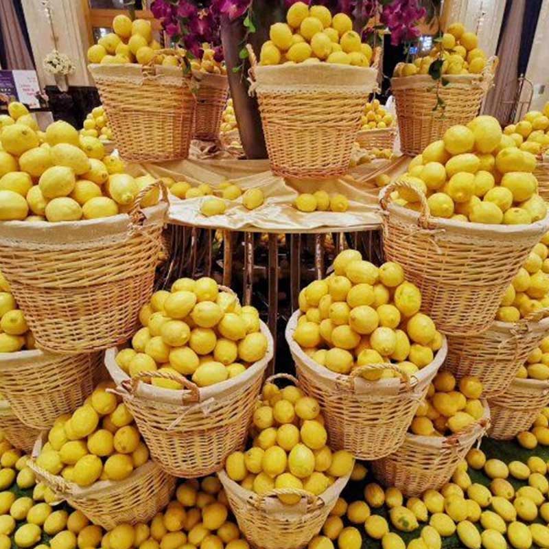 165# Свежие лимоны