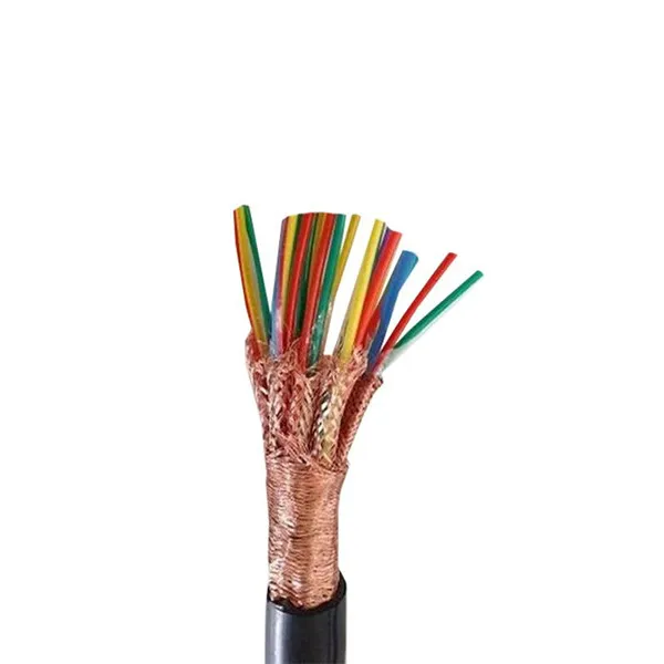 Экранированный компьютерный кабель