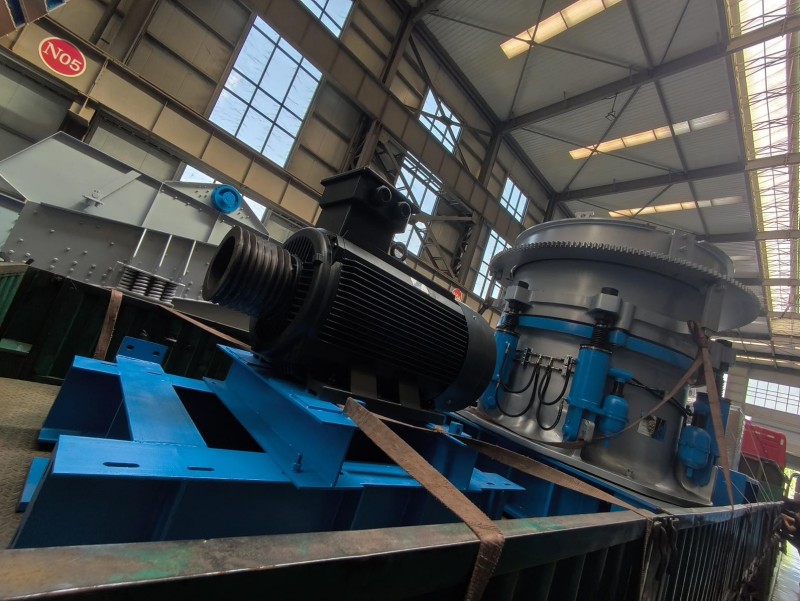 Мобильные дробильно-сортировочные комплексы424 (5)