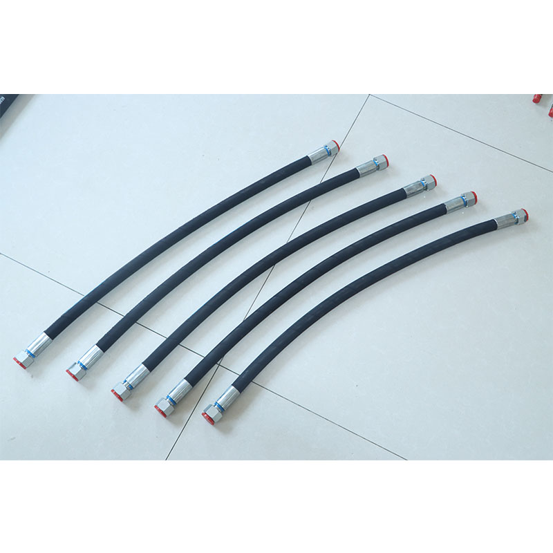 SAE 100 R1 Высоконапорный резиновый рукав с металлооплеткой