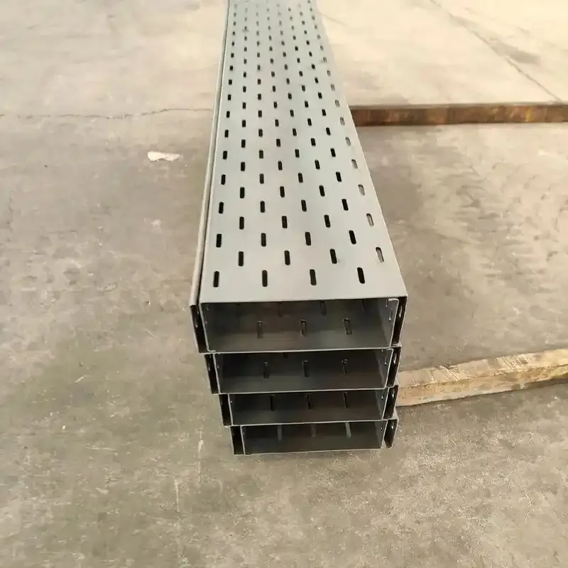 Кабельный лоток коробчатого типа