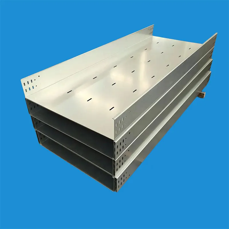 Кабельный лоток коробчатого типа