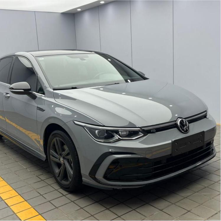Volkswagen Golf R-Line