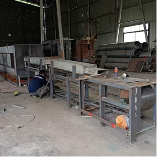 Проект компании Chongqing Lingshang Electromechanical Equipment Co., Ltd. по экспорту печей для чернения во Вьетнам успешно продвигается, способствуя модернизации обрабатывающей промышленности Юго-Восточной Азии.