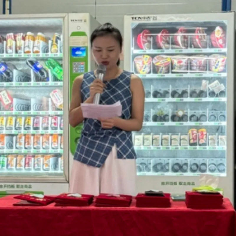 Церемония награждения за прорыв в результатах работы компании «Хунань Цзинькай» в августе