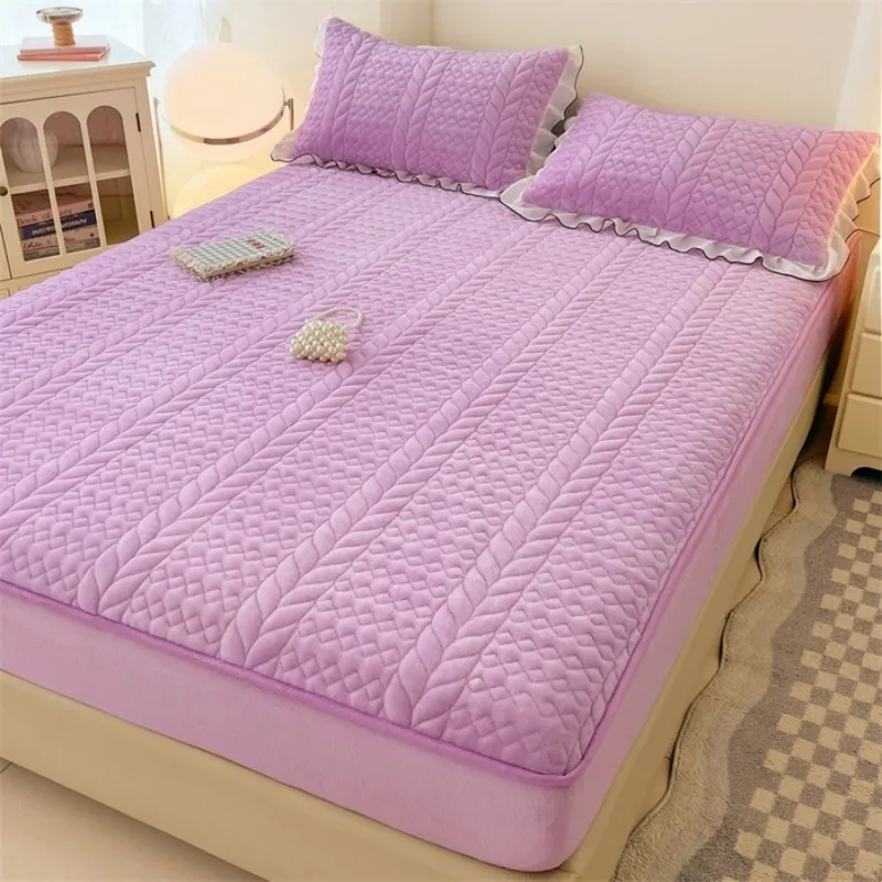 Комплект из трех предметов стеганая простынянаматрасник из флиса цвета «молочный флис»2 (4)