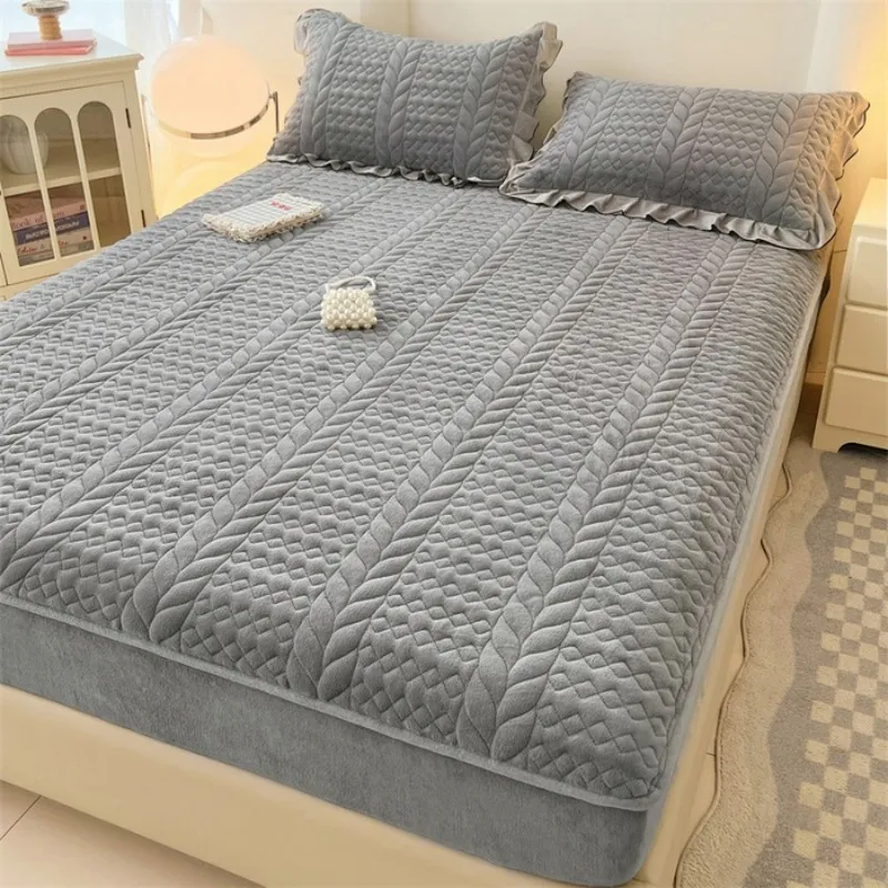 Комплект из трех предметов стеганая простынянаматрасник из флиса цвета «молочный флис»2 (8)