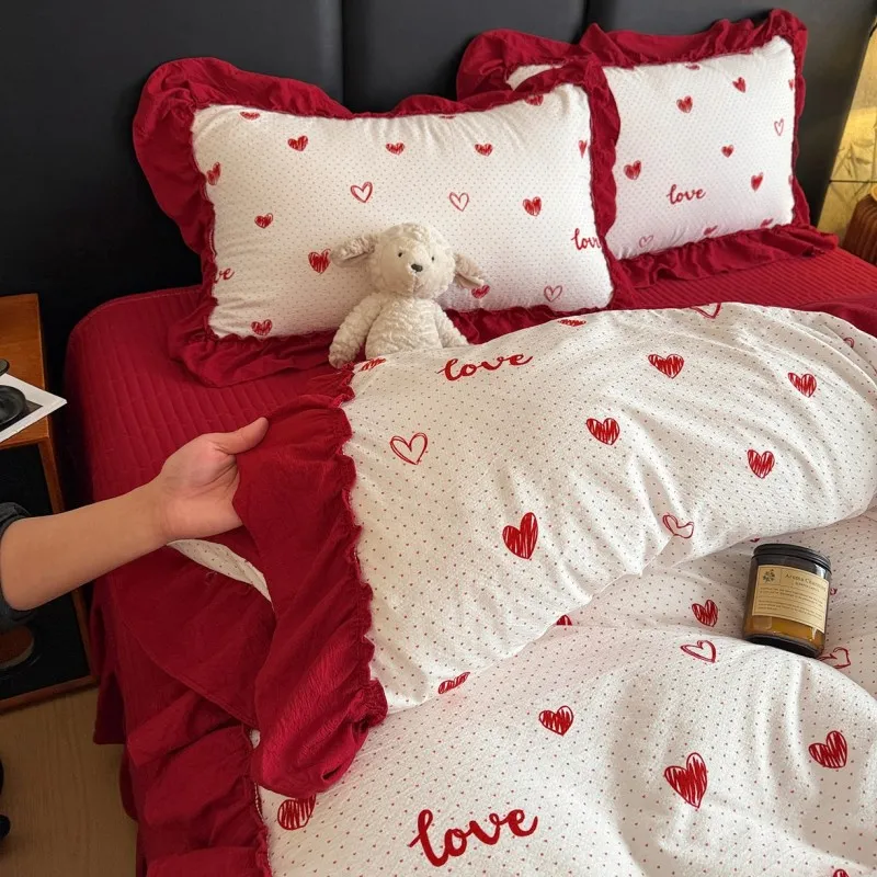 Комплект из четырех предметов: покрывало в корейском стиле из объемной