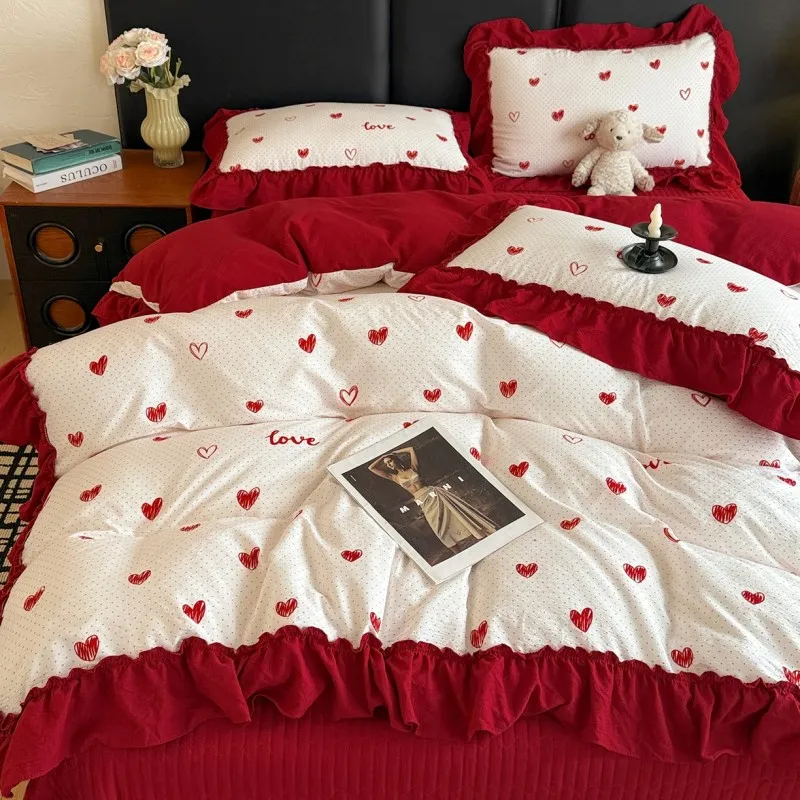 Комплект из четырех предметов: покрывало в корейском стиле из объемной