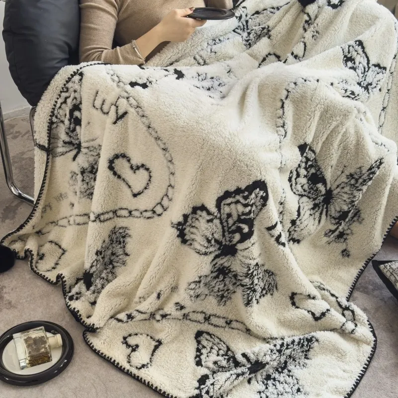 Термоодеяло с помпоном