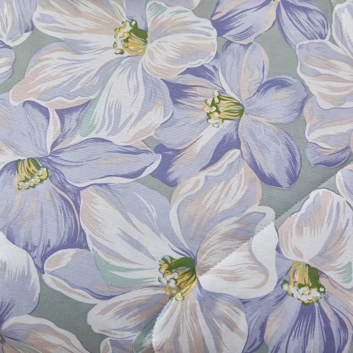 Легкое летнее одеяло