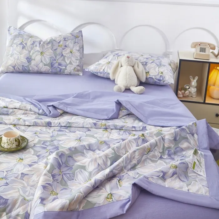 Легкое летнее одеяло