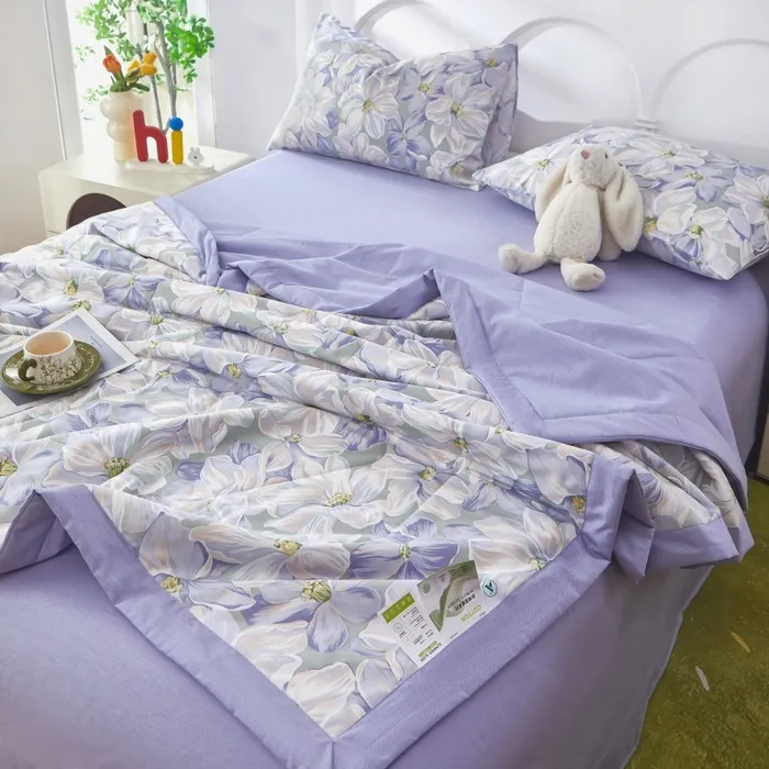 Легкое летнее одеяло