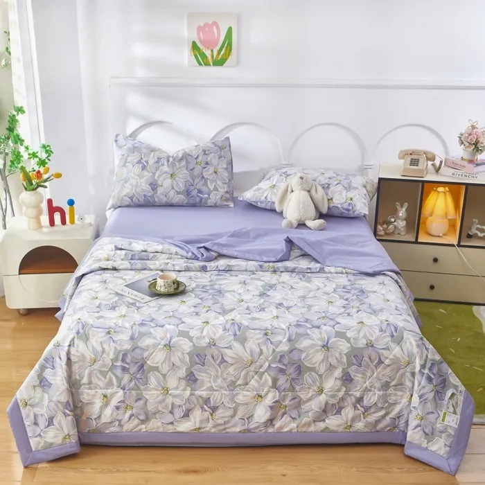 Легкое летнее одеяло