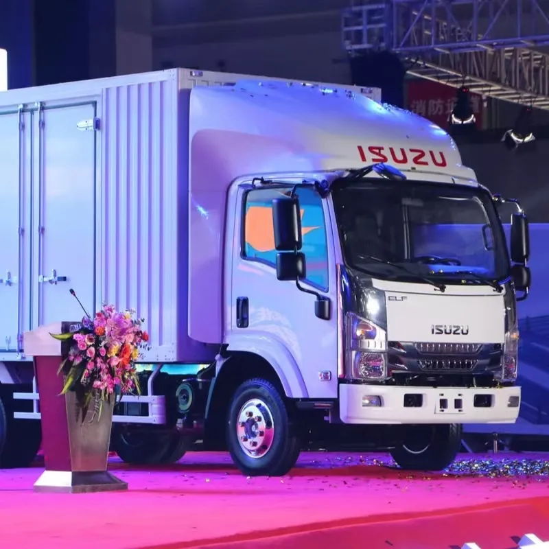 Однорядный фургонный легкий грузовик Qingling Isuzu M600