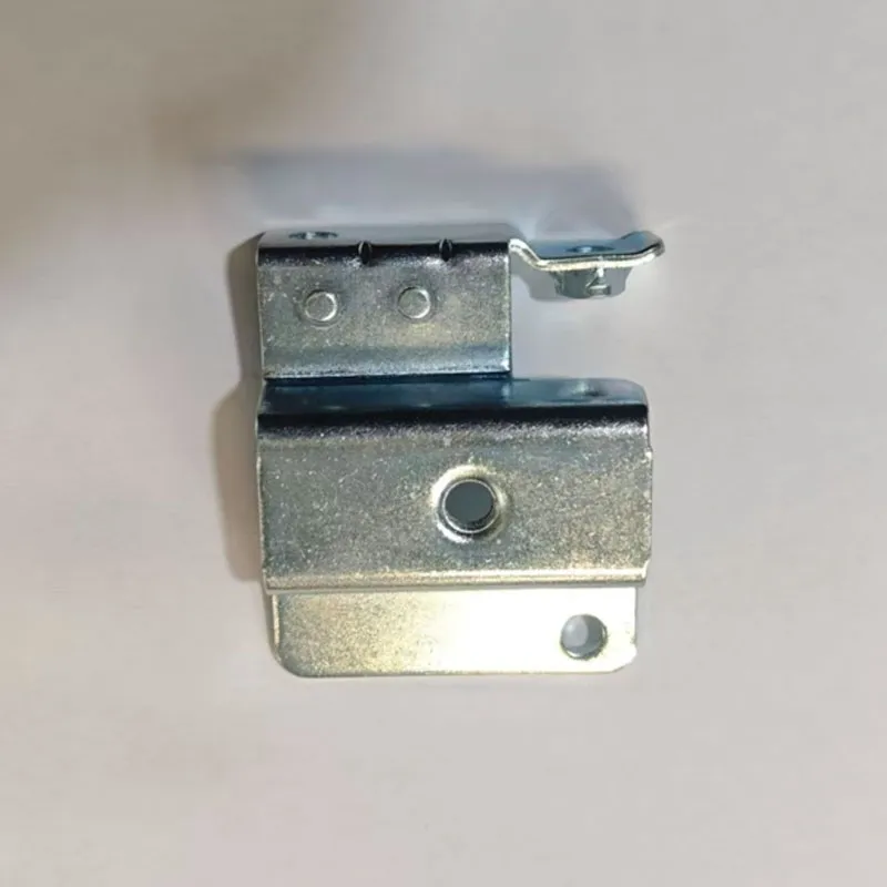 Нижняя усиливающая пластина петли