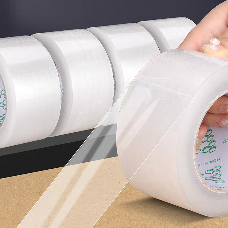 Прозрачный упаковочный скотч