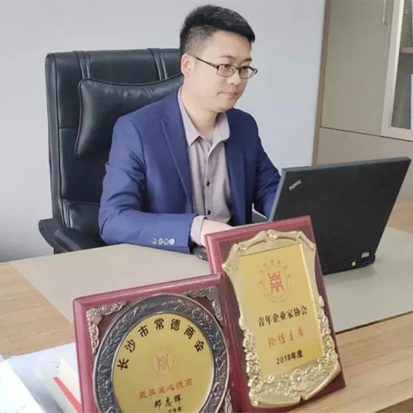 Хуацин Смазка: Смазывая двигатели Китая – стимулируя промышленное развитие за счет производства высококачественных смазочных материалов