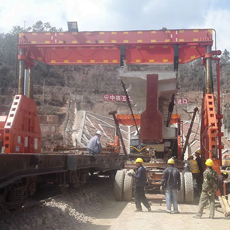 Перегрузочный козловой кран для двухпутной линии