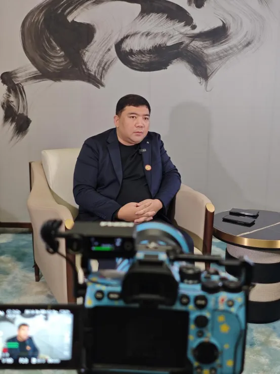 Ван Ган: Опираясь на силовое оборудование, продвигаться вперед к новому будущему цифровизации и углеродной нейтральности