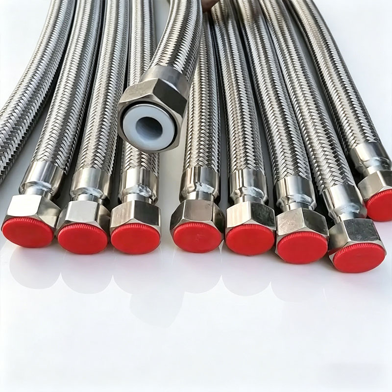 Гибкое соединение с футеровкой из PTFE