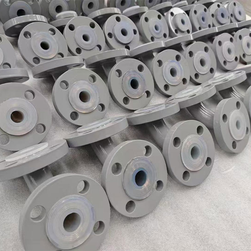 Стальной трубопровод с футеровкой из PTFE