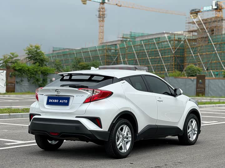 2022丰田C-HR-6
