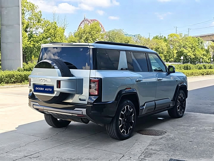2025款方程豹8-5