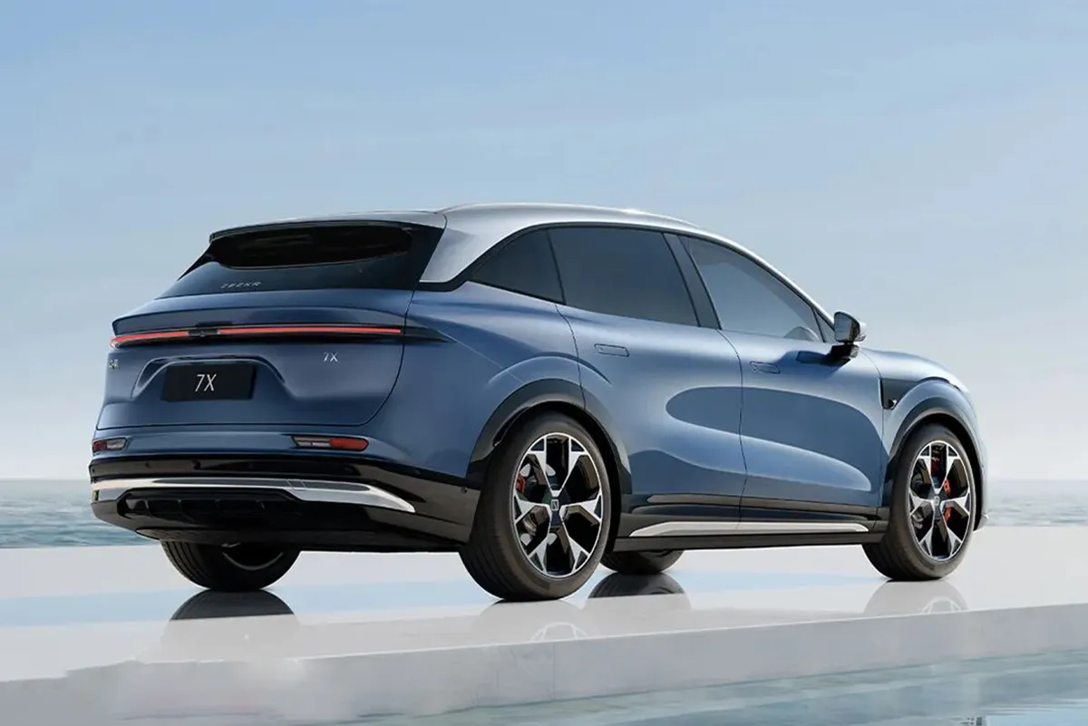 极氪7X-4