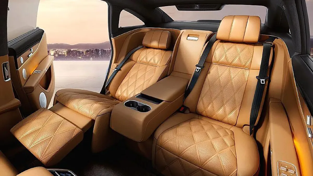 阿维塔VS享界S9-8