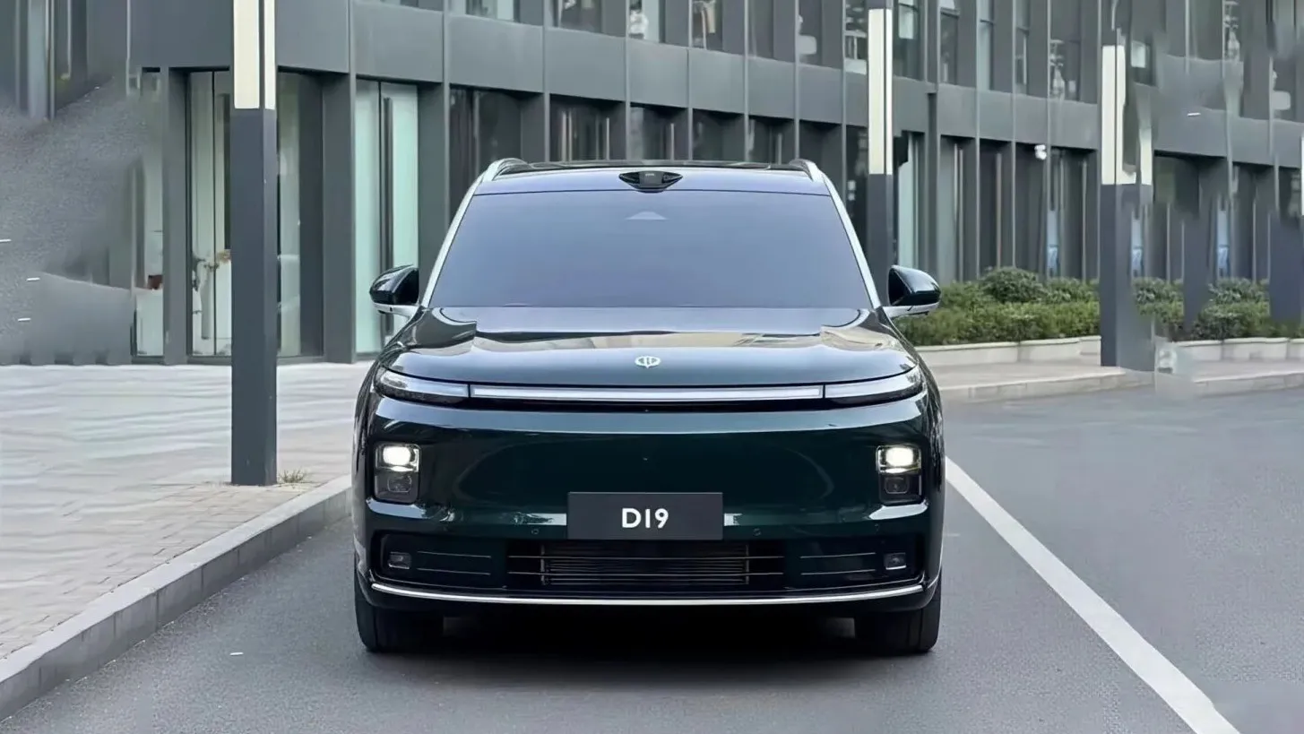 零跑D19-2