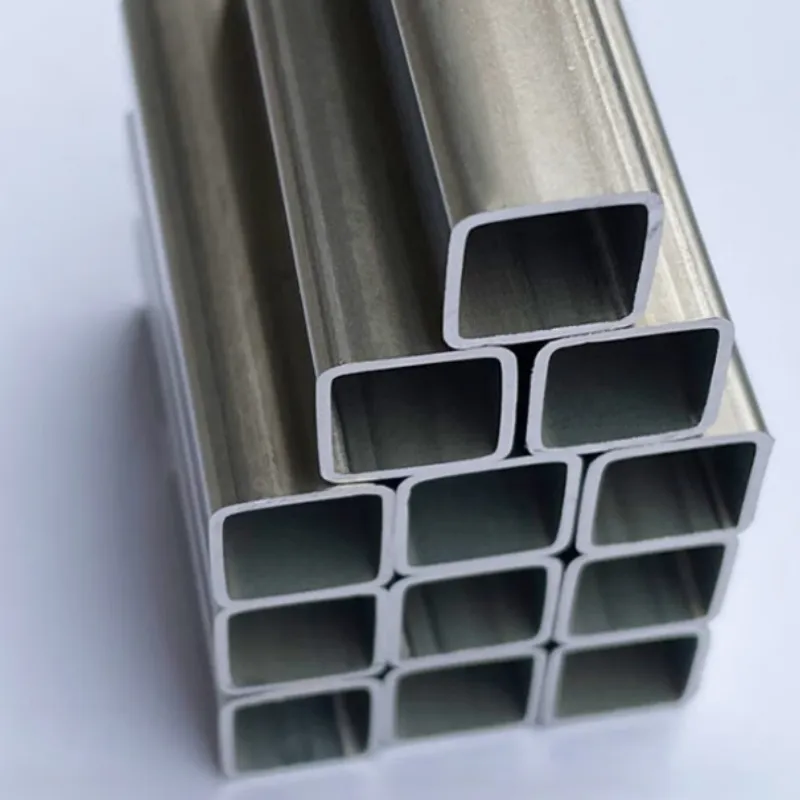 Нержавеющая квадратная труба с волочёной отделкой