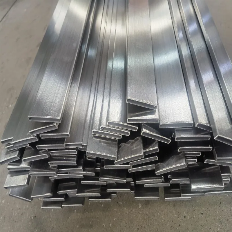 Нержавеющая прямоугольная труба с волочёной отделкой