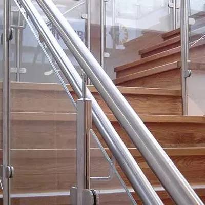 Нержавеющая круглая труба с зеркальной поверхностью