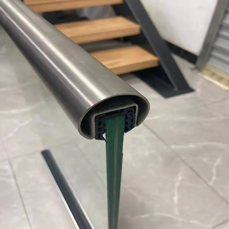 Нержавеющая круглая желобчатая труба