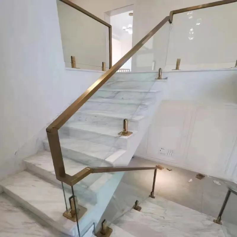 Нержавеющая квадратная желобчатая труба