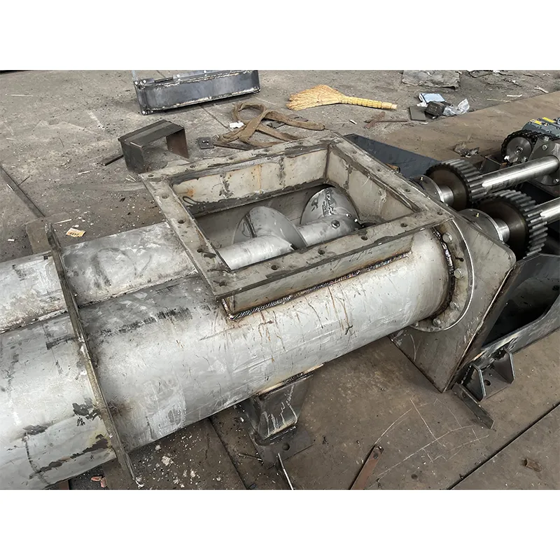 Двухконсольный винтовой конвейер