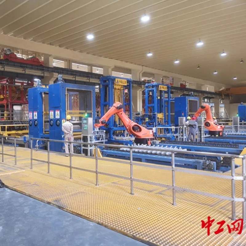 Чем «умнее» фабрика, тем «легче» становится жизнь рабочих.